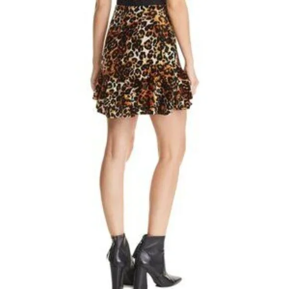 🌸 New AQUA ✨ Leopard Print  Velvet Ruffle Tiered Mini Skirt - Picture 2 of 5